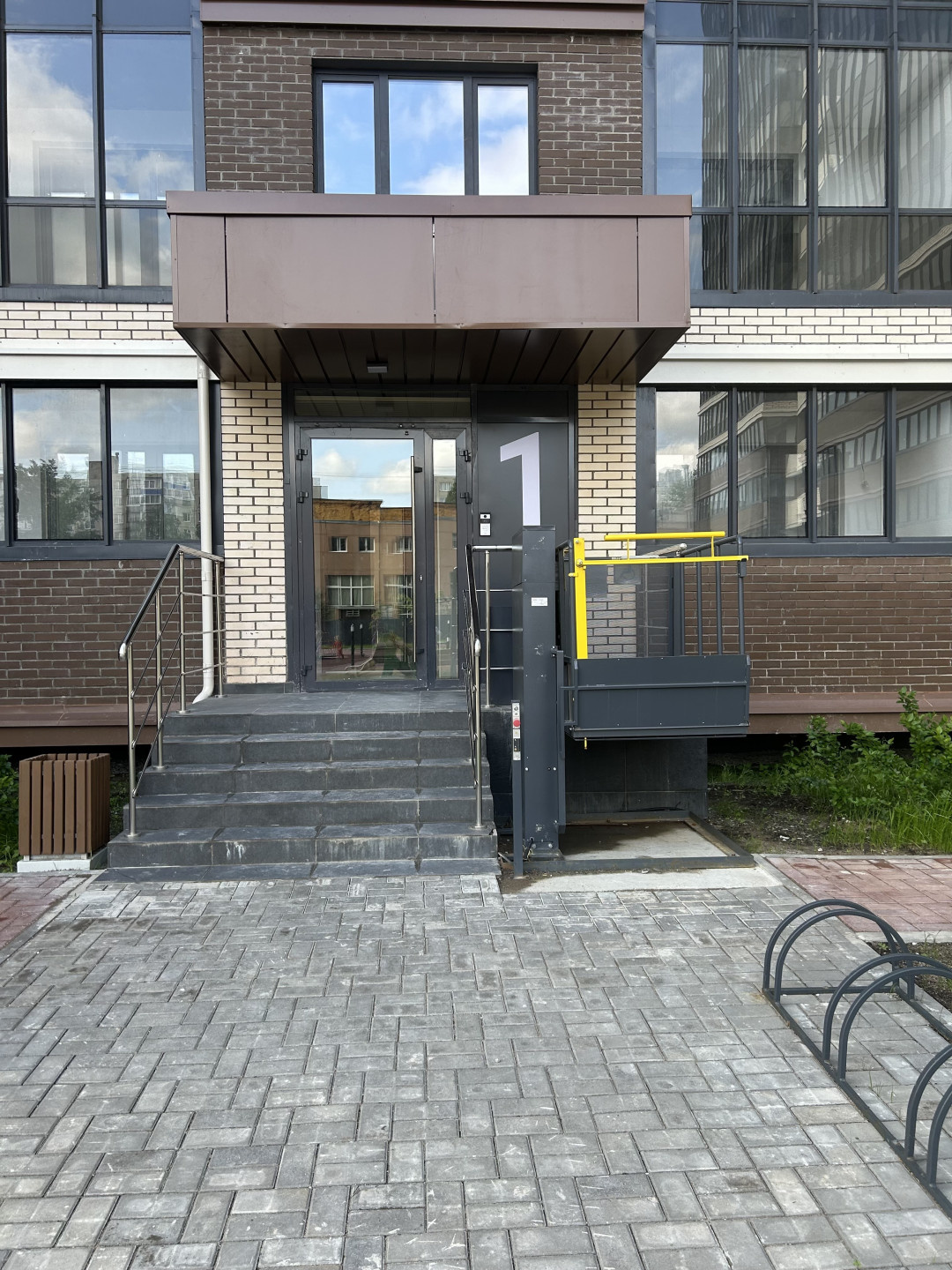 Арт. 71407027 
В продаже 1-комнатная квартира в новом жилом комплексе AKVILON TIME, расположенном в активном развивающимся Привокзальном районе города. 

Позвоните нам прямо сейчас для получения дополнительной информации и оцените все преимущества этого жилья! Консультация и помощь в организации сде