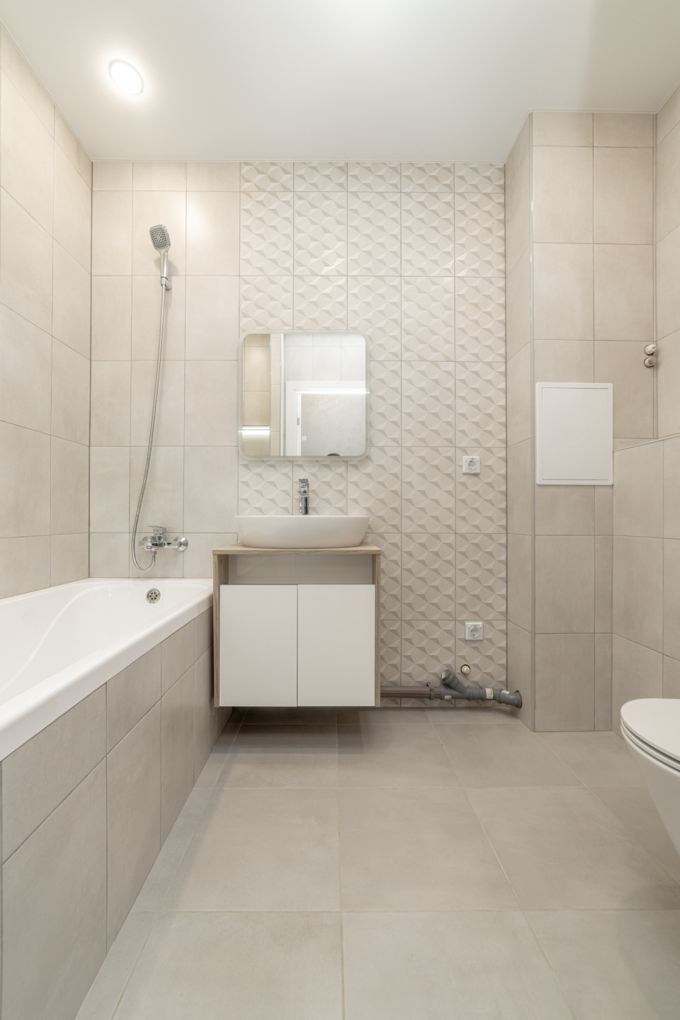 На прямой продаже шикарная студия в прекрасном районе города Архангельска! 


ЖК «AKVILONTIME» сдан в 2024 году
ЖК «AKVILONTIME» (АКВИЛОНТАЙМ) — жилой комплекс комфорт-класса в Архангельске. Расположен в Октябрьском округе, рядом с парком им. Ломоносова.
 Особенности комплекса:
•	Архитектура: постро