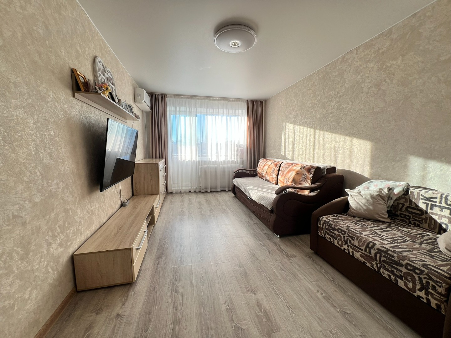  Уютная квартира с мебелью и техникой — Идеально под Арктическую ипотеку!
​Продается светлая, солнечная 1-комнатная квартира по адресу: г. Новодвинск, ул. 3-й Пятилетки, д. 36. Ремонт делали для себя, с любовью и вниманием к деталям. Сейчас квартира полностью готова к встрече новых хозяев в связи с 