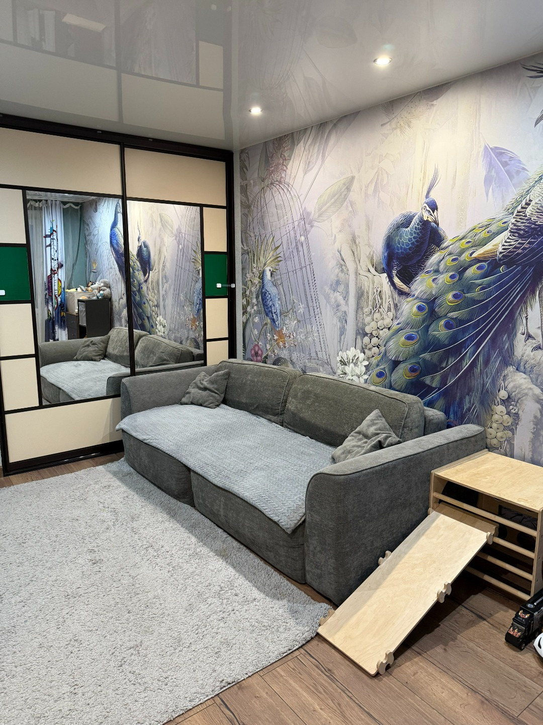 Продаётся уютная двухкомнатная квартира.

Представляем вашему вниманию просторную и светлую квартиру, которая станет идеальным местом для комфортной жизни. 

Перепланировка узаконена — вы сможете наслаждаться современным пространством без лишних забот. 

Удачное расположение: дом находится в центре,