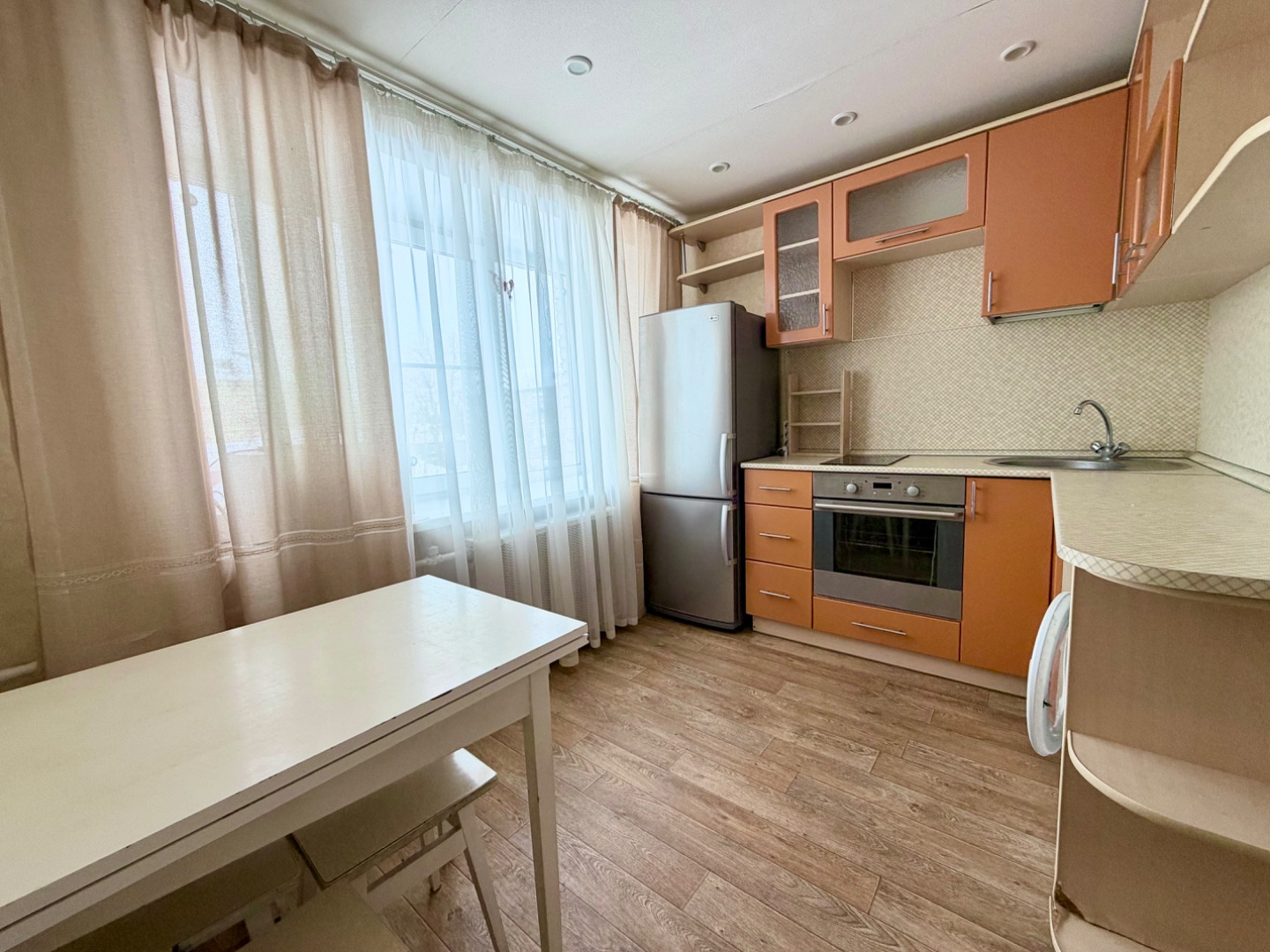 2-к квартира с комнатами по 19 м² | Редкая планировка
 2-комнатная квартира с раздельными комнатами | 56,2 м² | 4 этаж
г. Архангельск, ул. Комсомольская, 53 / Советских космонавтов, 187
Функциональная 2-комнатная квартира с удобной планировкой в одном из востребованных районов города.
 О квартире
Об
